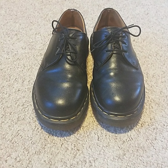 Dr. Martens Shoes - Women's black Dr Martens